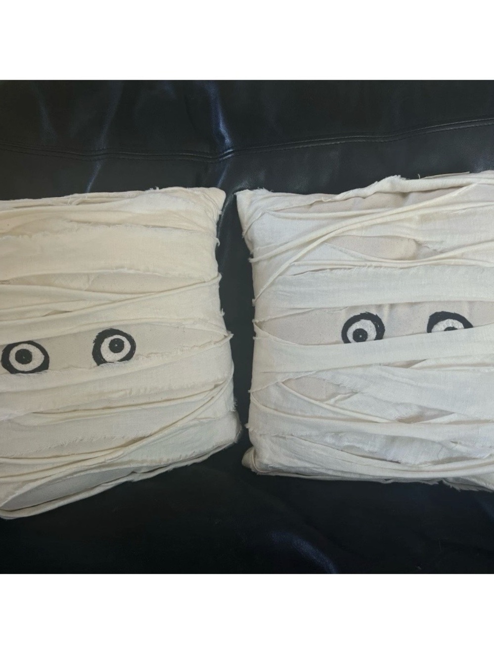 Pottery Barn Halloween Mummy Cream Throw Pillows Set of 2 Vtg - Picture 2 of 11